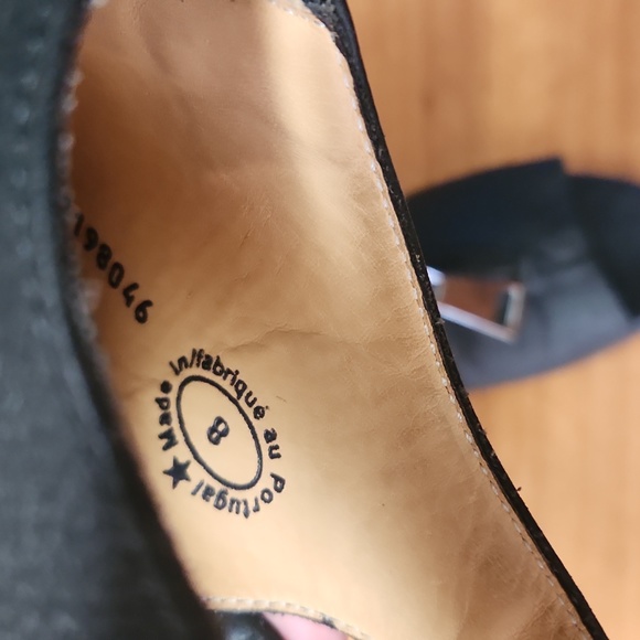 John Fluevog Prepare 2.0 Zip Sandals with open toes. - Picture 6 of 10